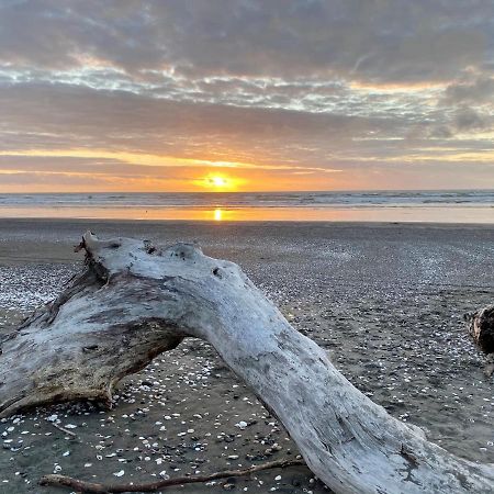 Otaki Beachfront Getaway Eksteriør billede