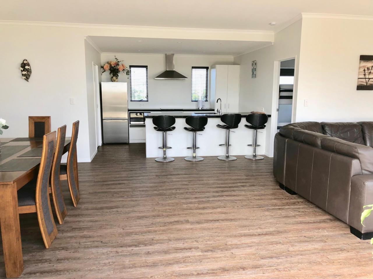Otaki Beachfront Getaway Eksteriør billede