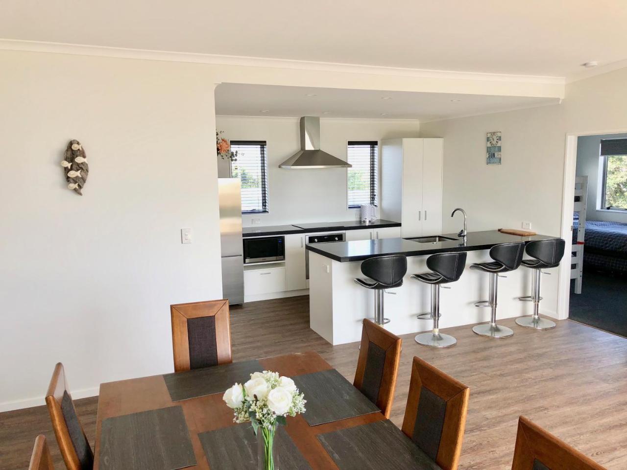 Otaki Beachfront Getaway Eksteriør billede